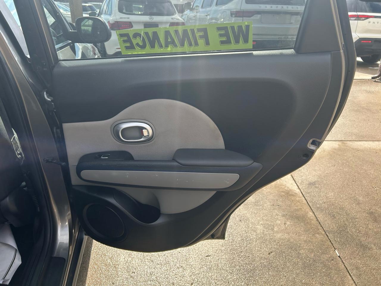 Kia Soul Base 6A 2019