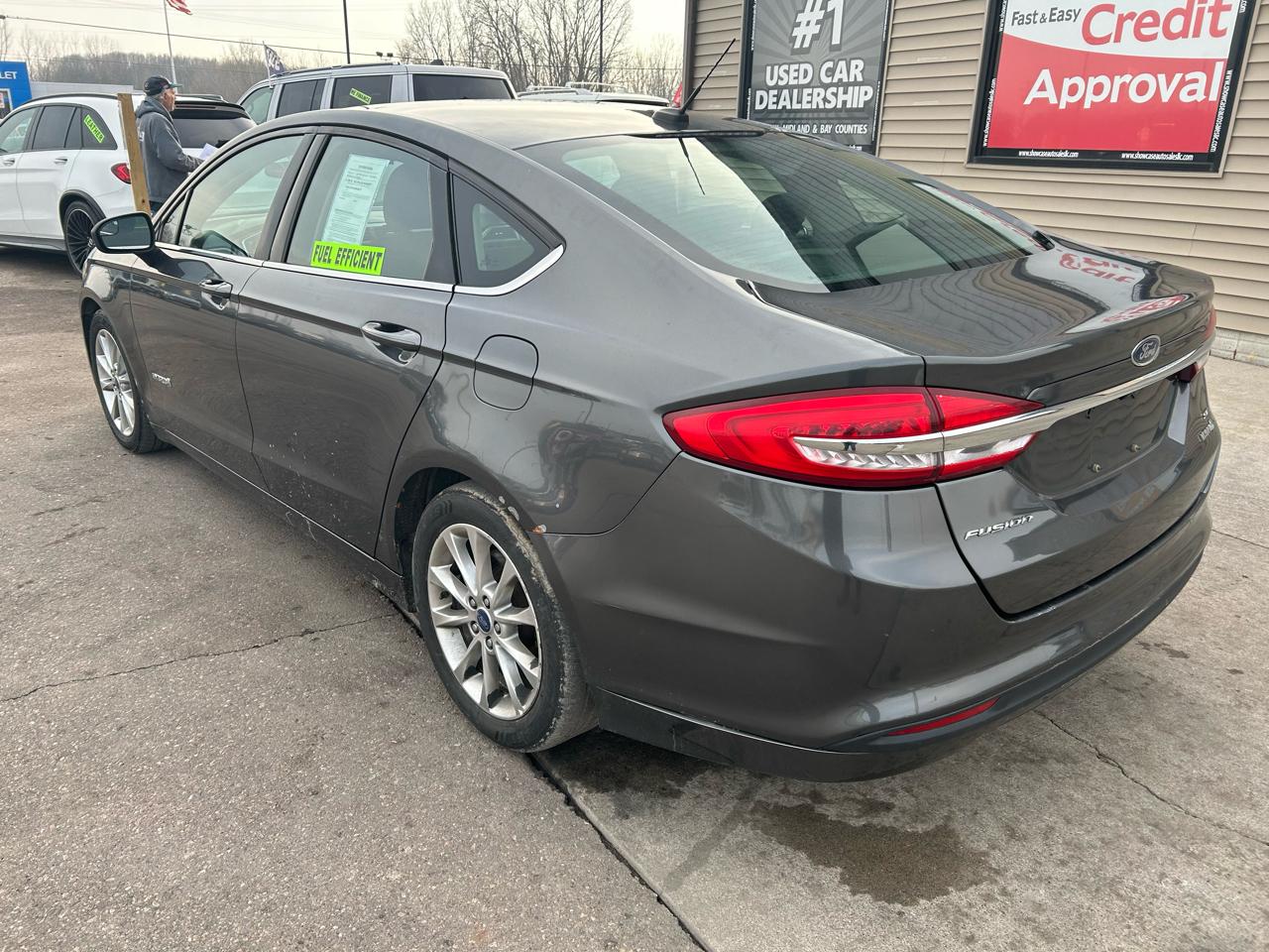 Ford Fusion Hybrid SE 2017