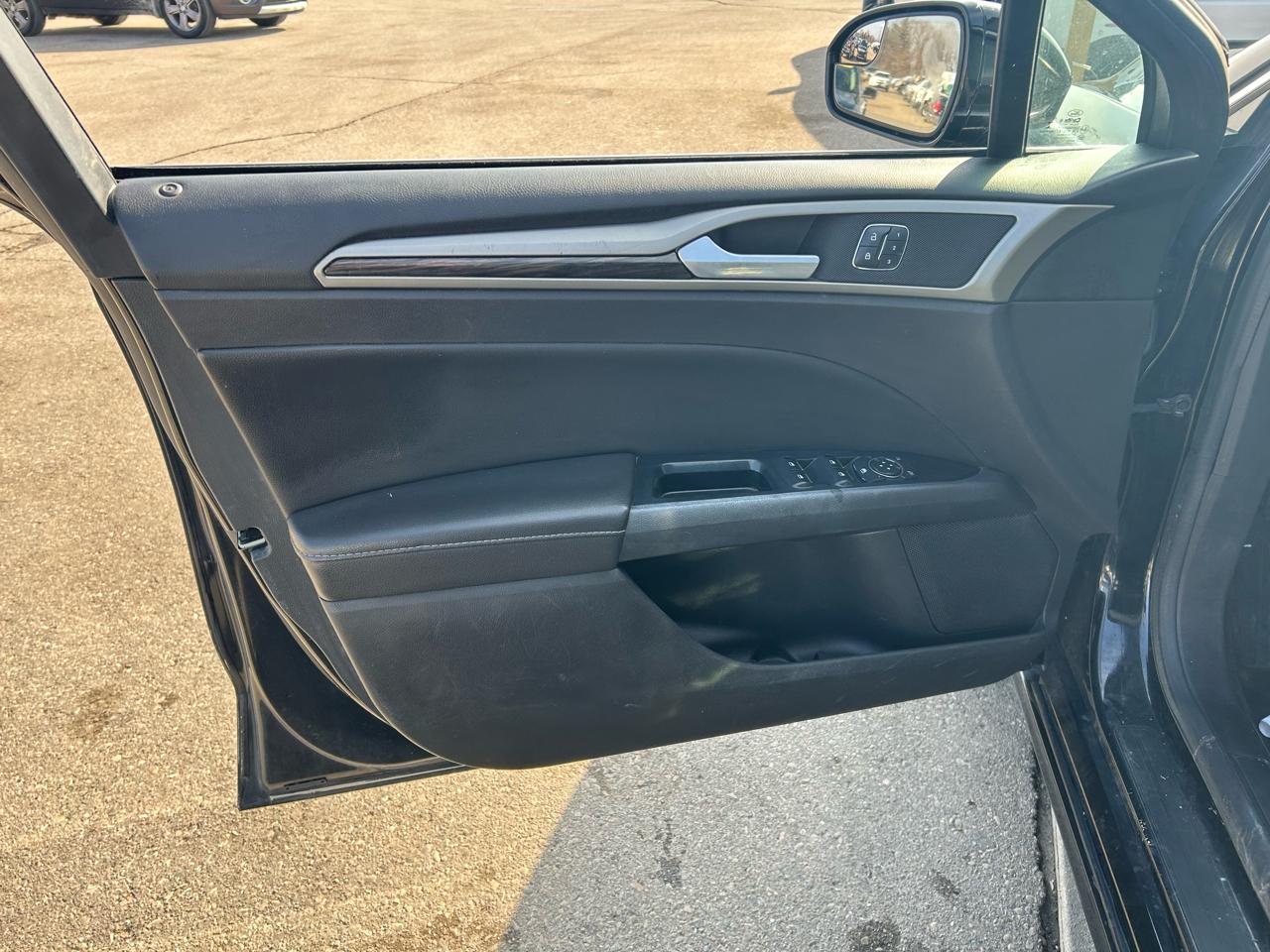 Ford Fusion SE AWD 2016