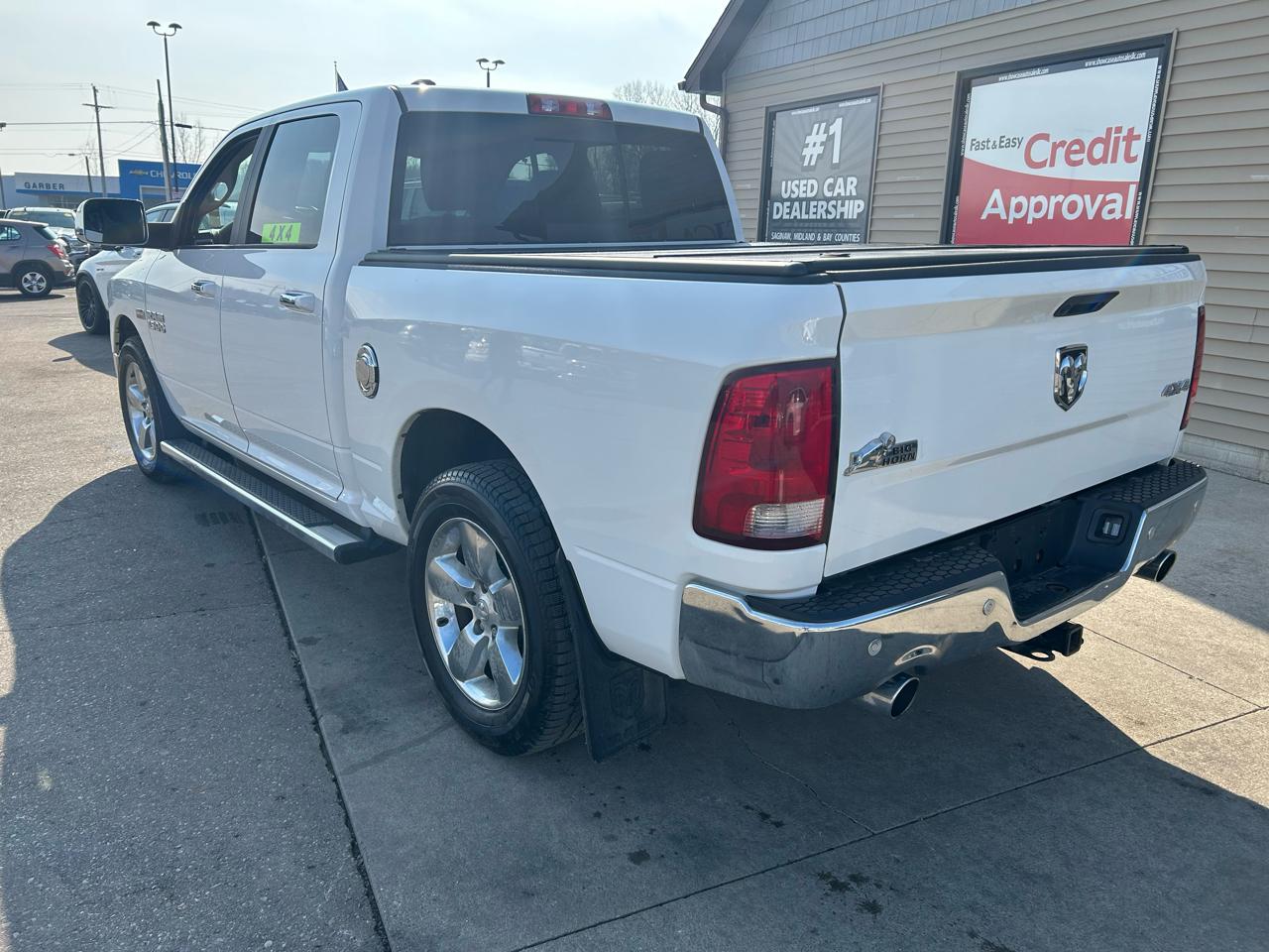 RAM 1500 SLT Crew Cab SWB 4WD 2017