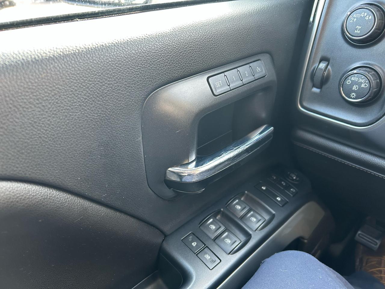 Chevrolet Silverado 1500 LTZ Double Cab Short Box 4WD 2017