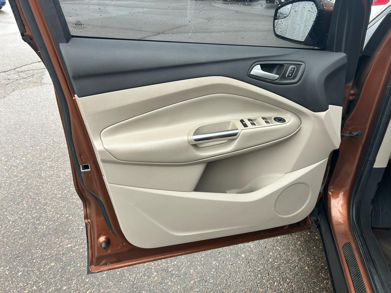 Ford Escape SE FWD 2017