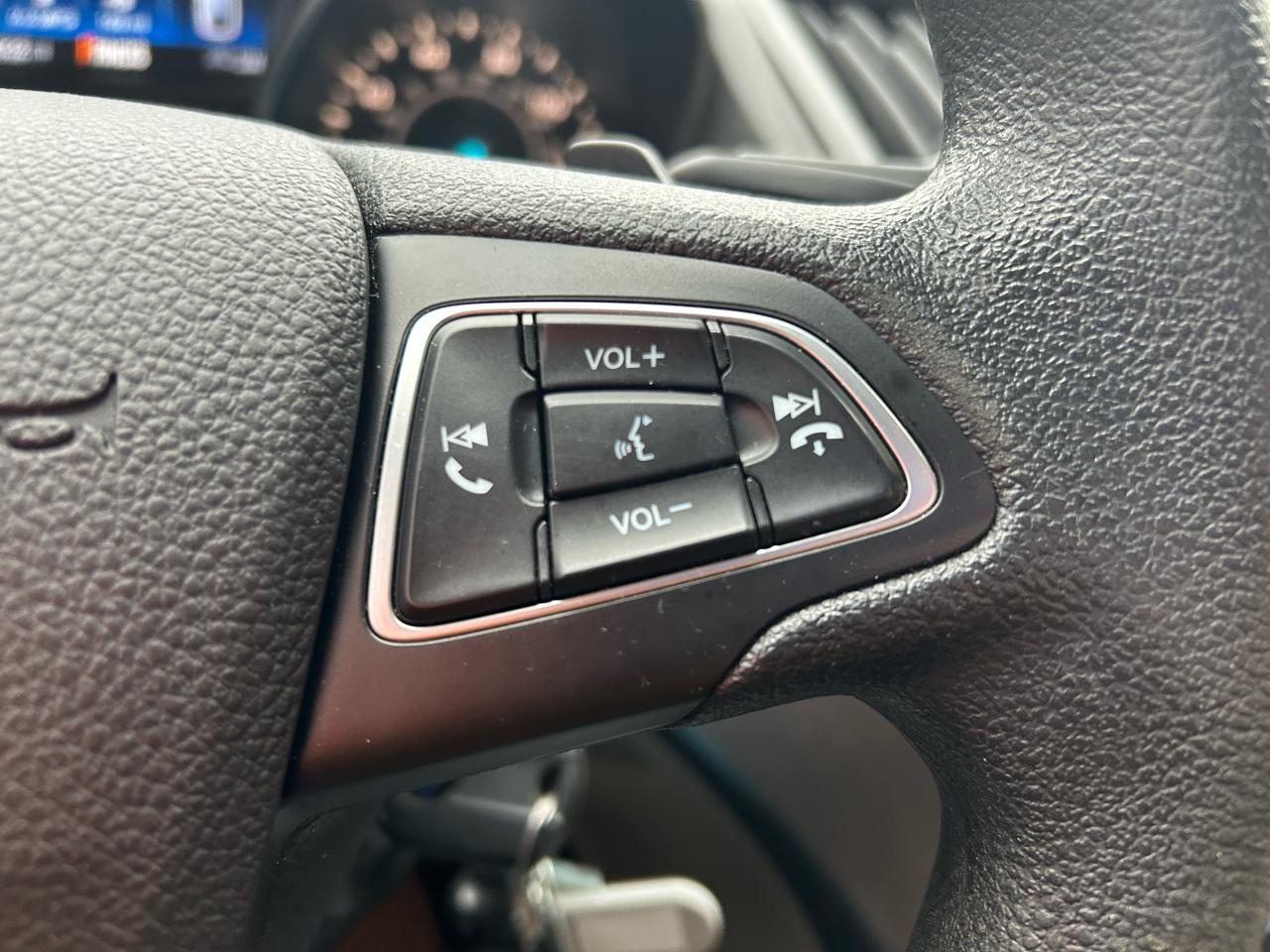 Ford Escape SE FWD 2017