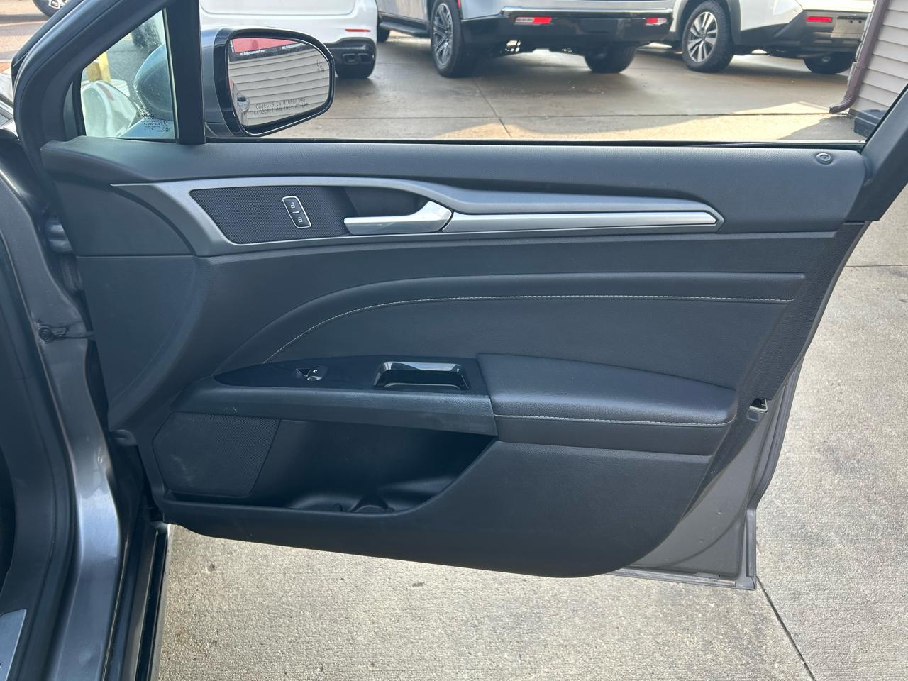 Ford Fusion Titanium AWD 2013