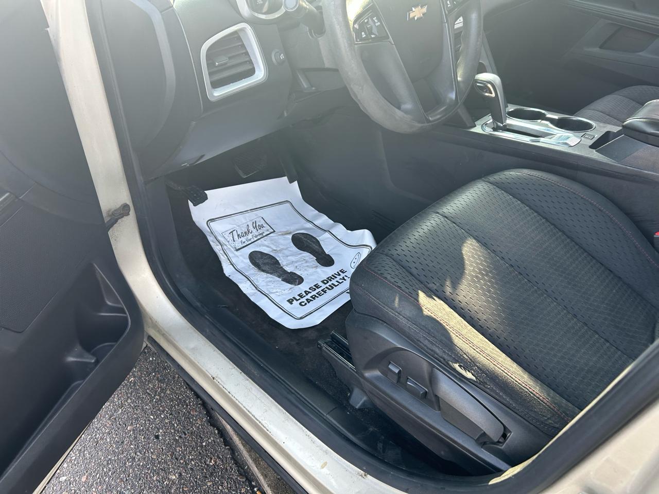 Chevrolet Equinox LS 2WD 2015