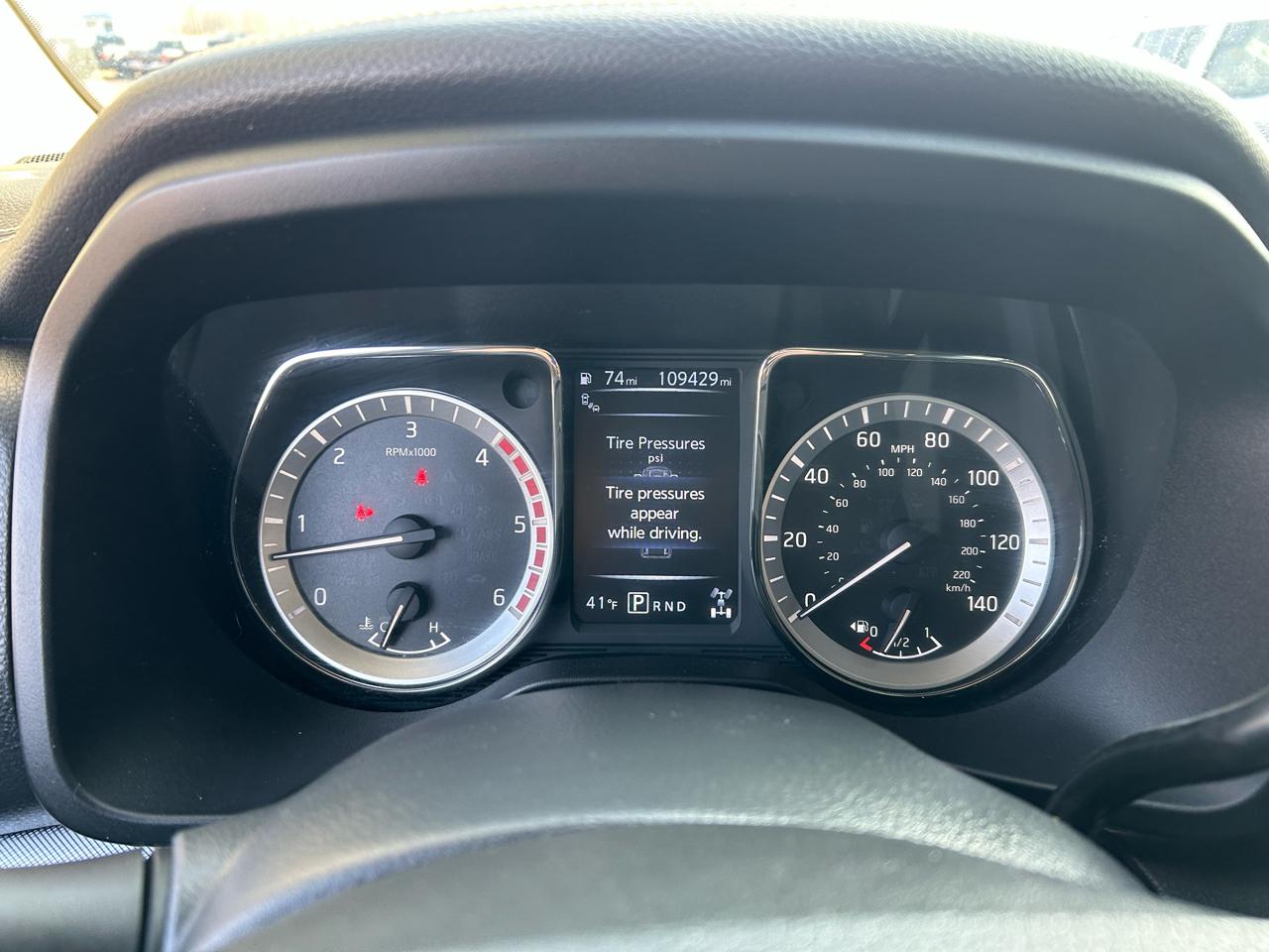 Nissan Titan XD S 4WD Diesel 2016