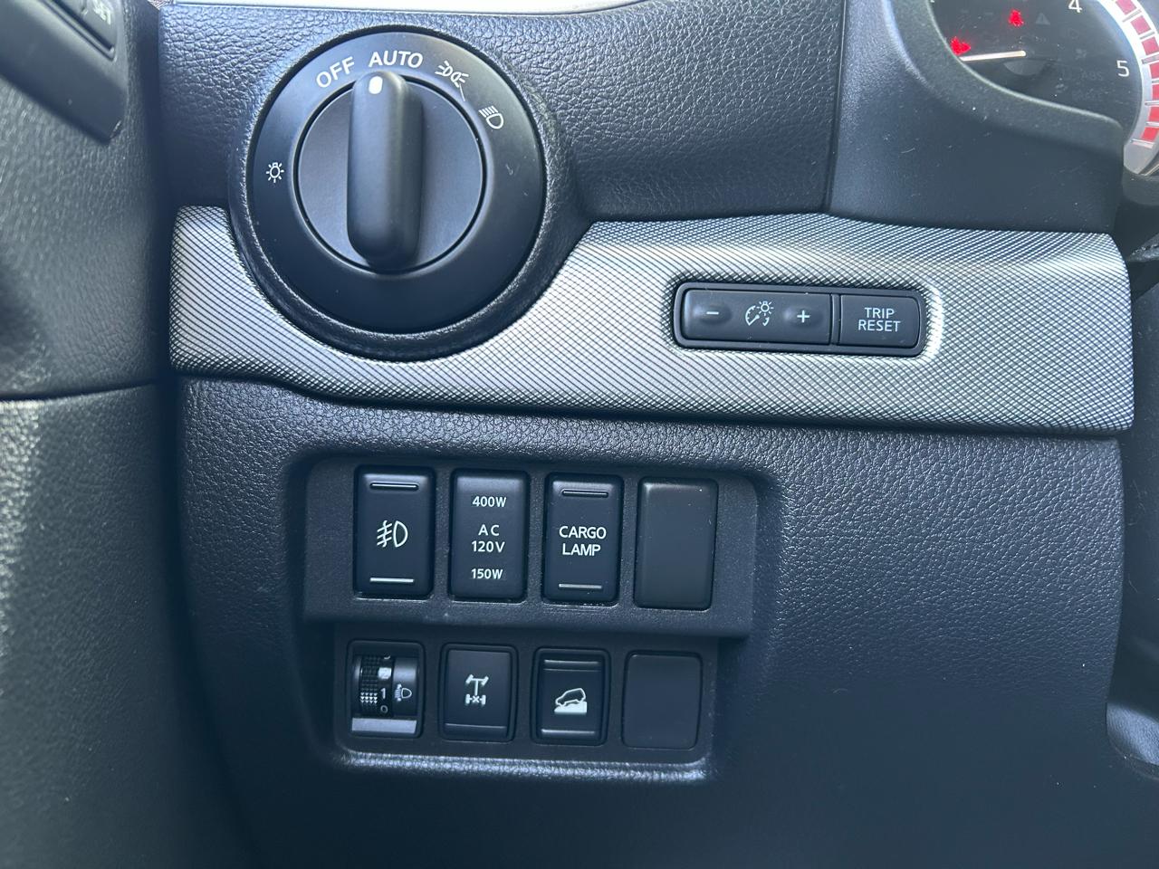 Nissan Titan XD S 4WD Diesel 2016