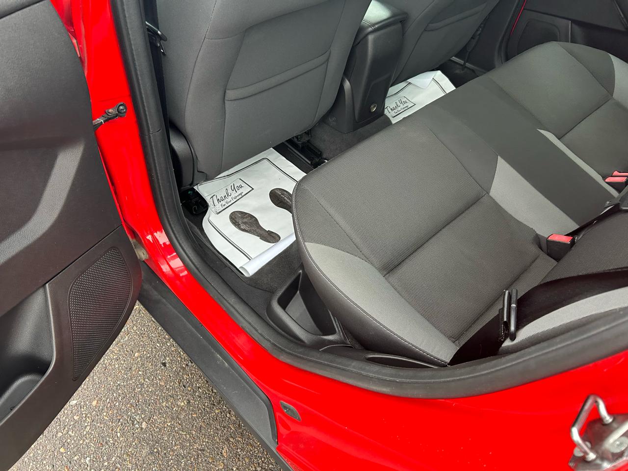 Ford Focus SE Sedan 2013