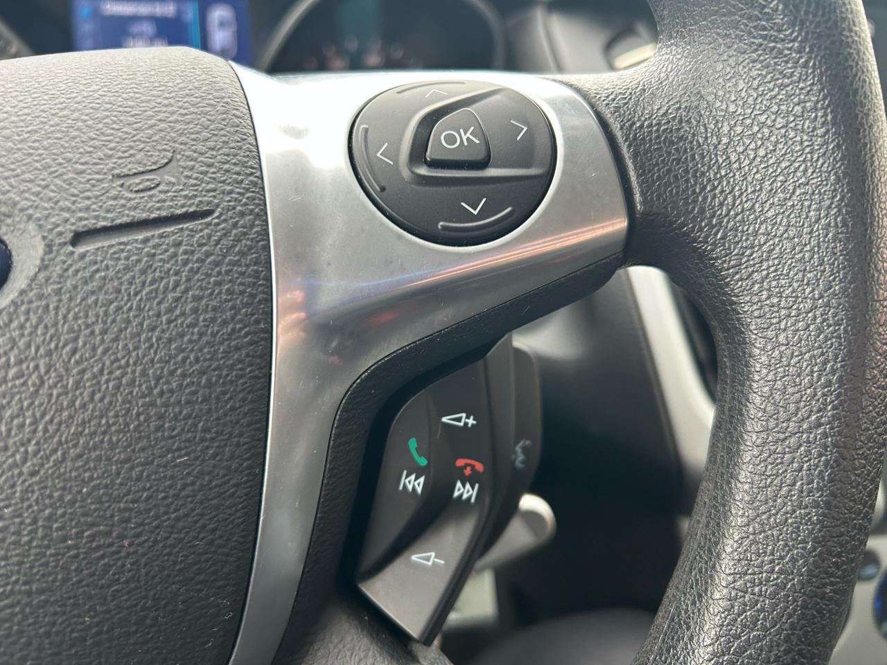 Ford Focus SE Sedan 2013