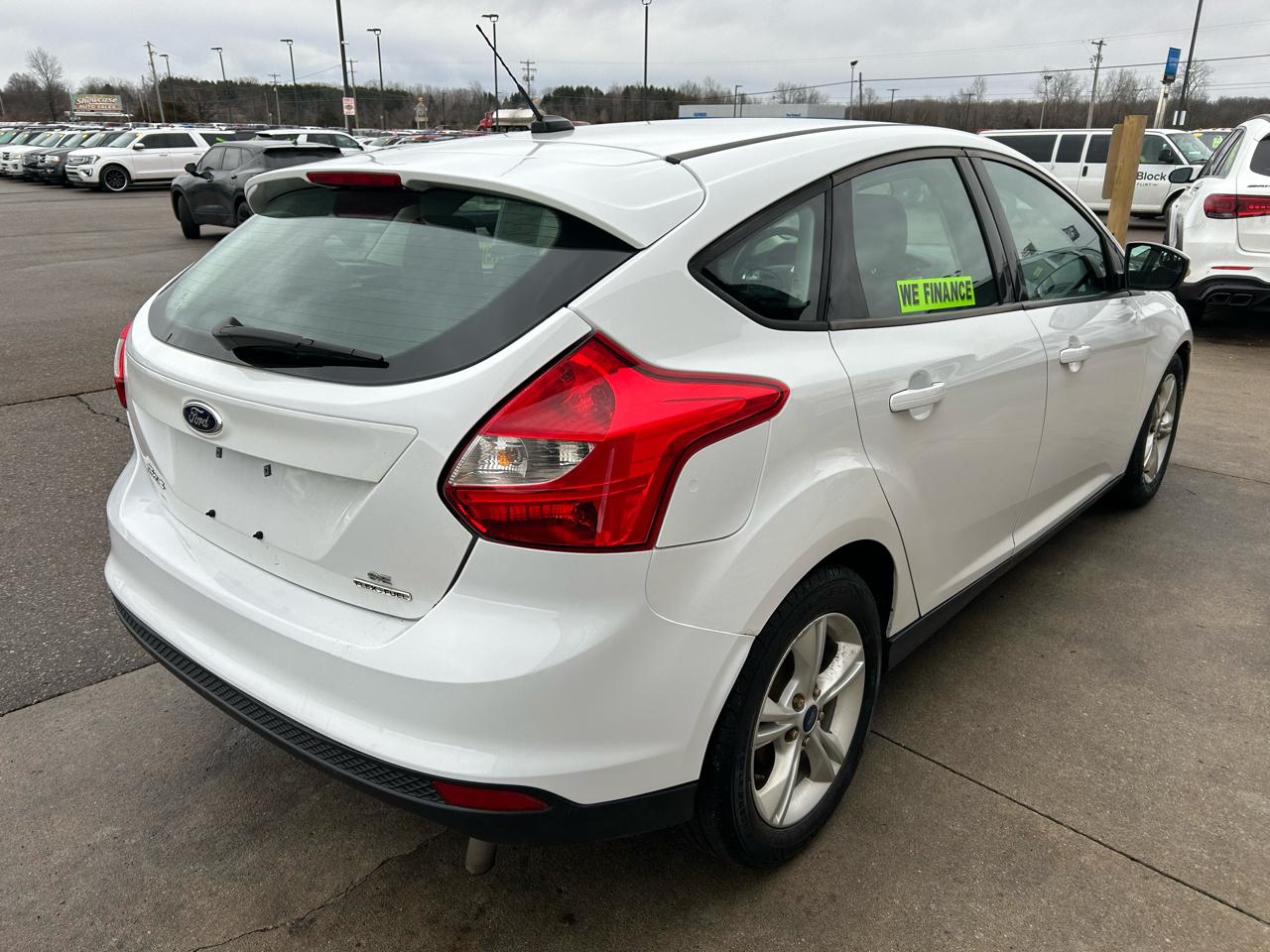 Ford Focus SE Hatch 2014