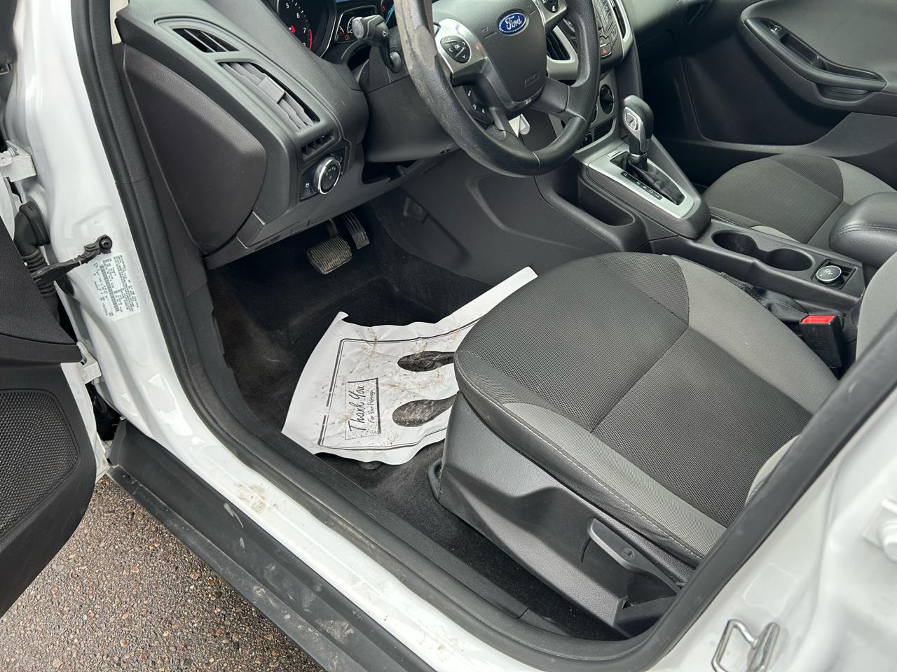 Ford Focus SE Hatch 2014