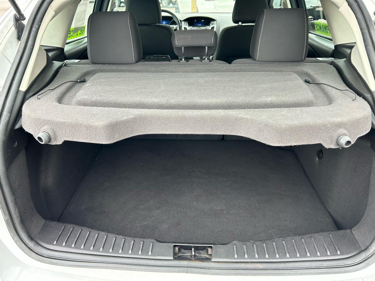 Ford Focus SE Hatch 2014