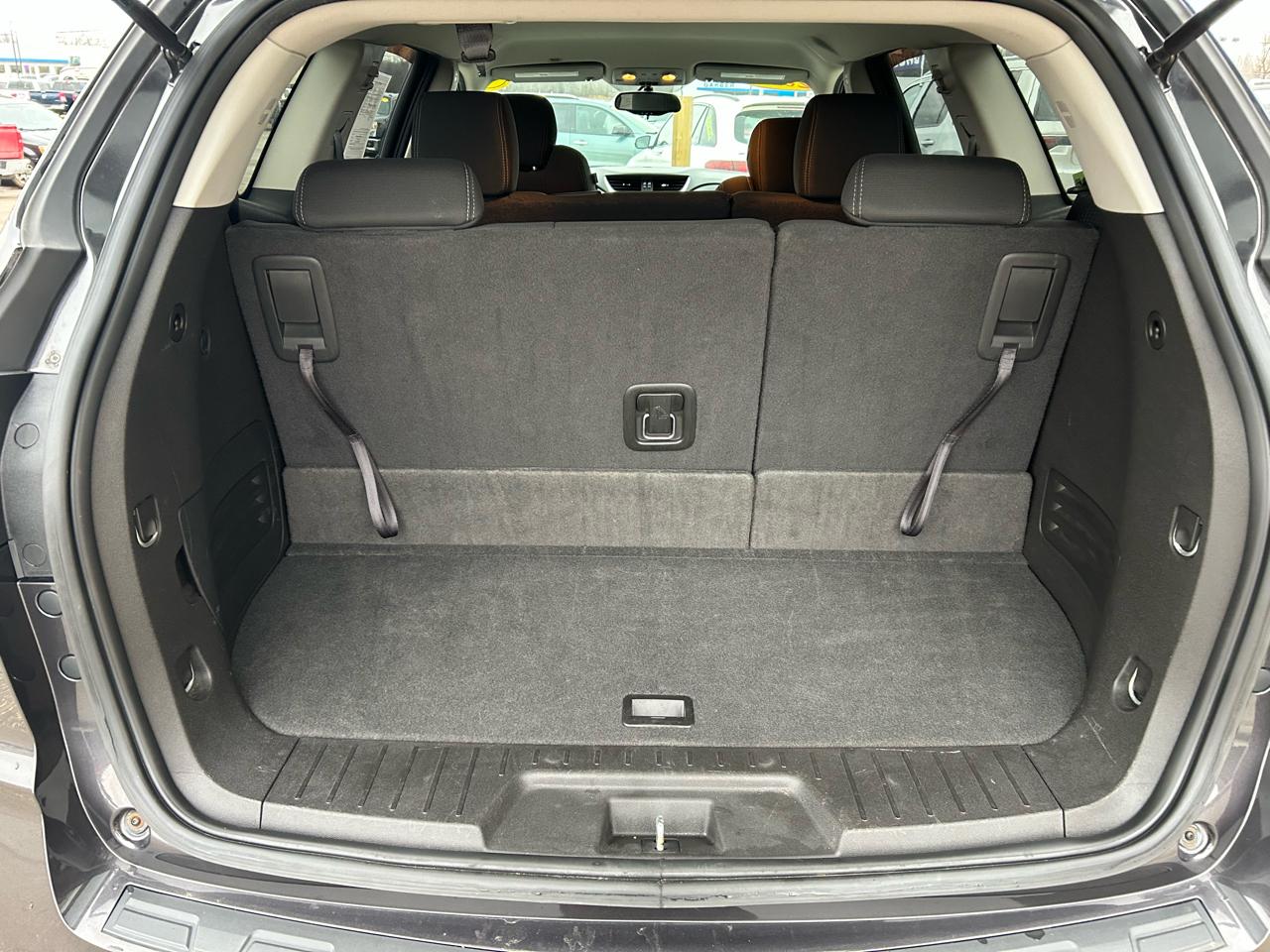 Chevrolet Traverse 1LT AWD 2013