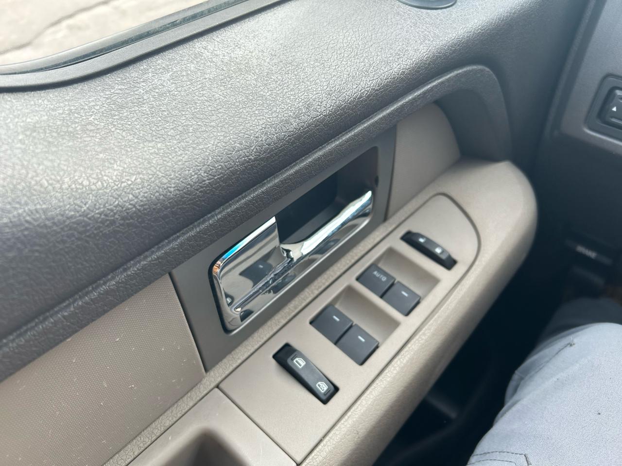 Ford F-150 XLT SuperCrew 6.5-ft. Bed 4WD 2009