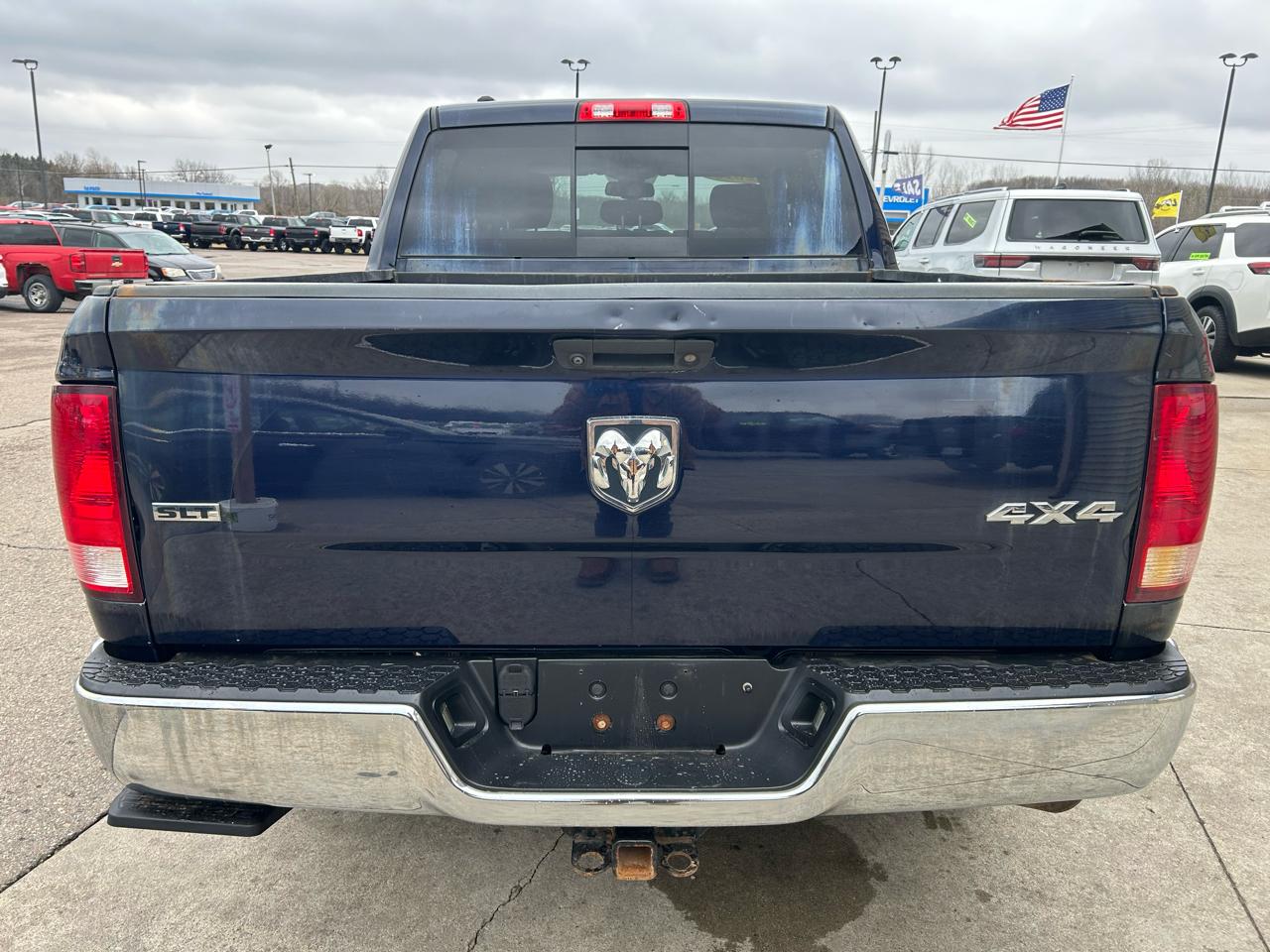 RAM 1500 SLT Crew Cab SWB 4WD 2016