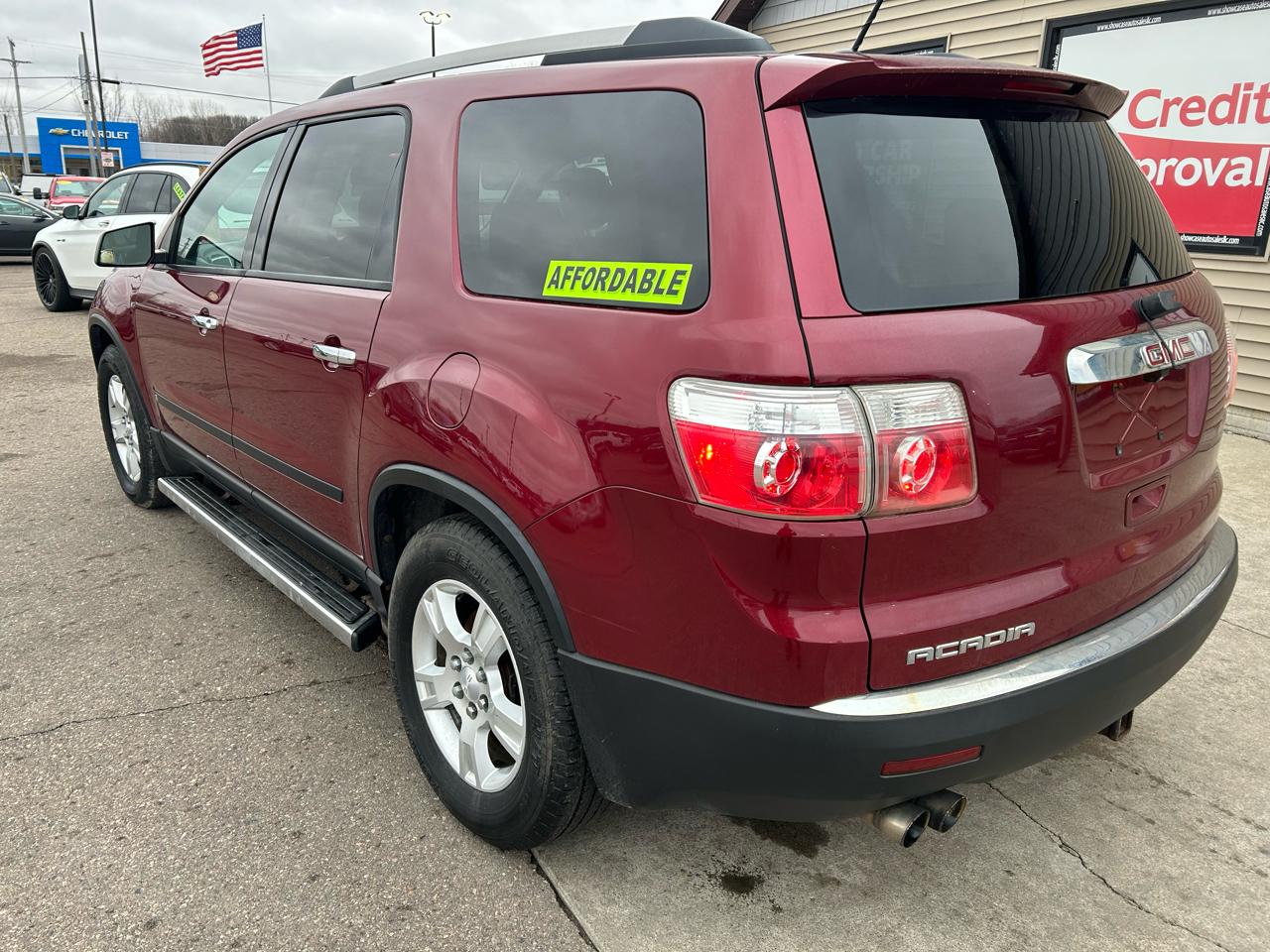 GMC Acadia SL FWD 2010