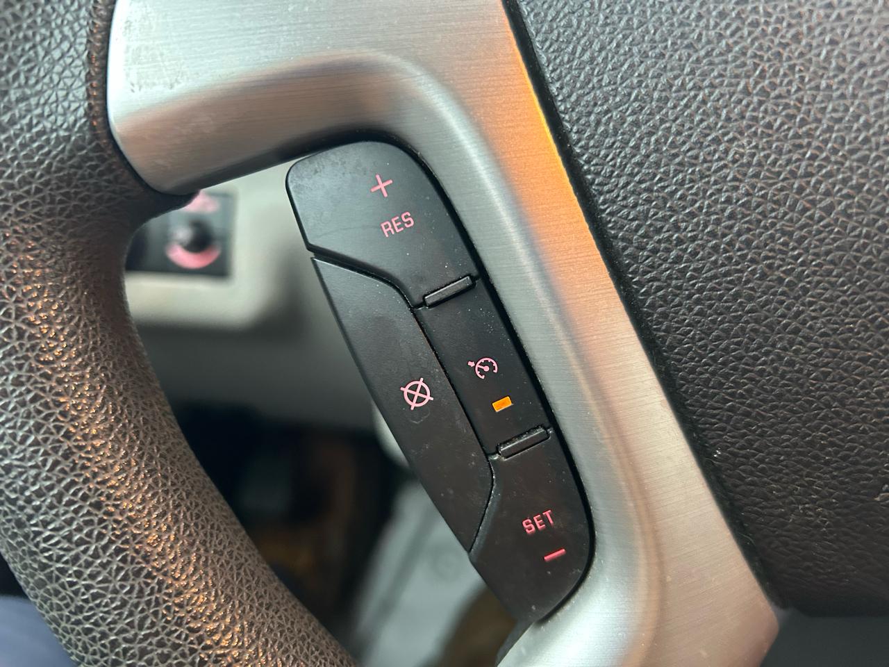 GMC Acadia SL FWD 2010