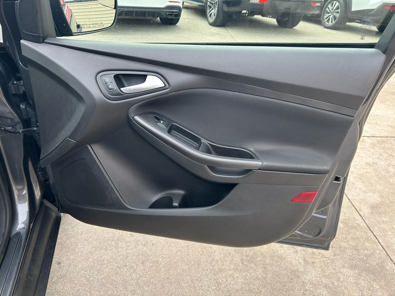 Ford Focus SEL Sedan 2018