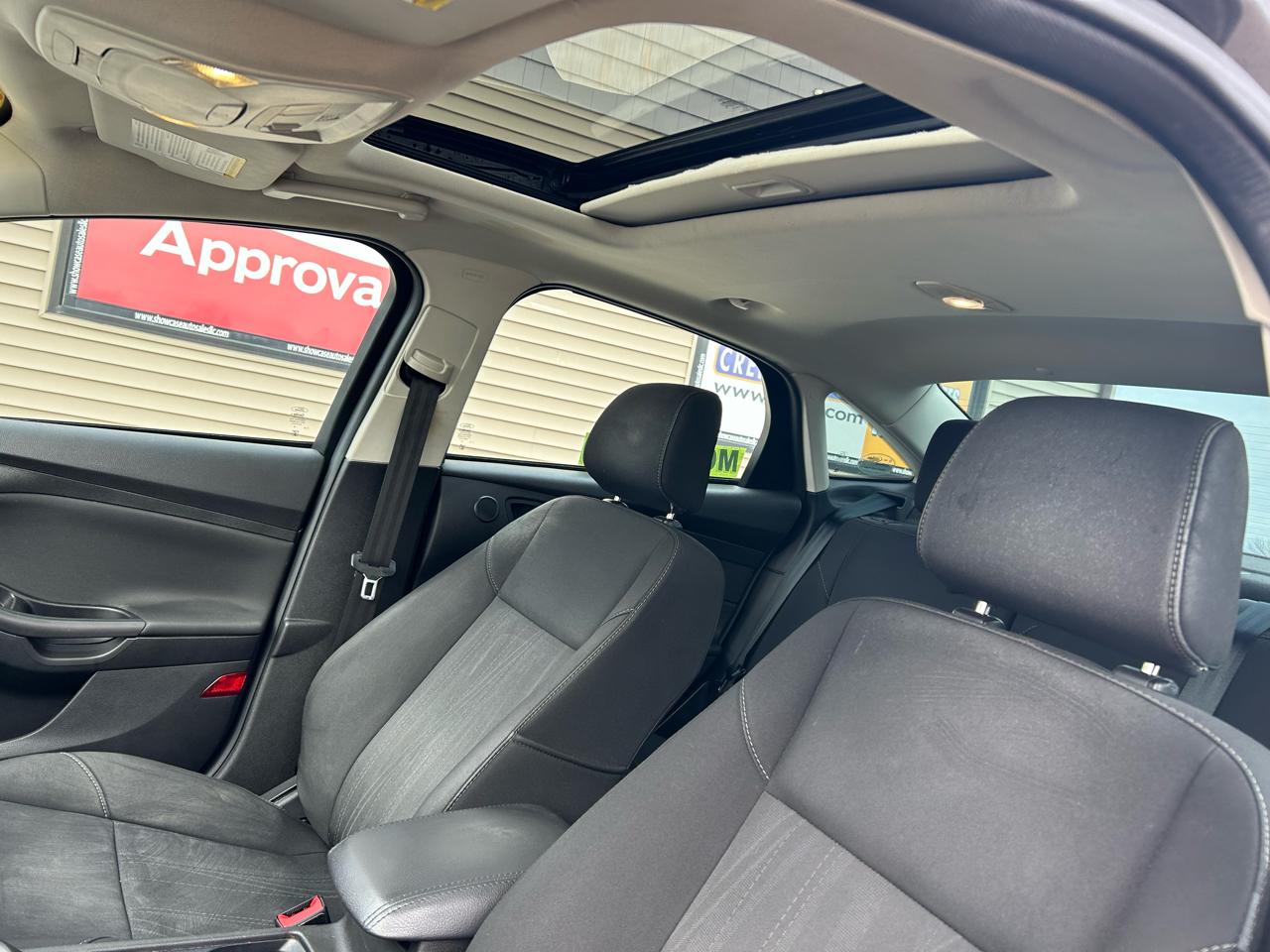 Ford Focus SEL Sedan 2018