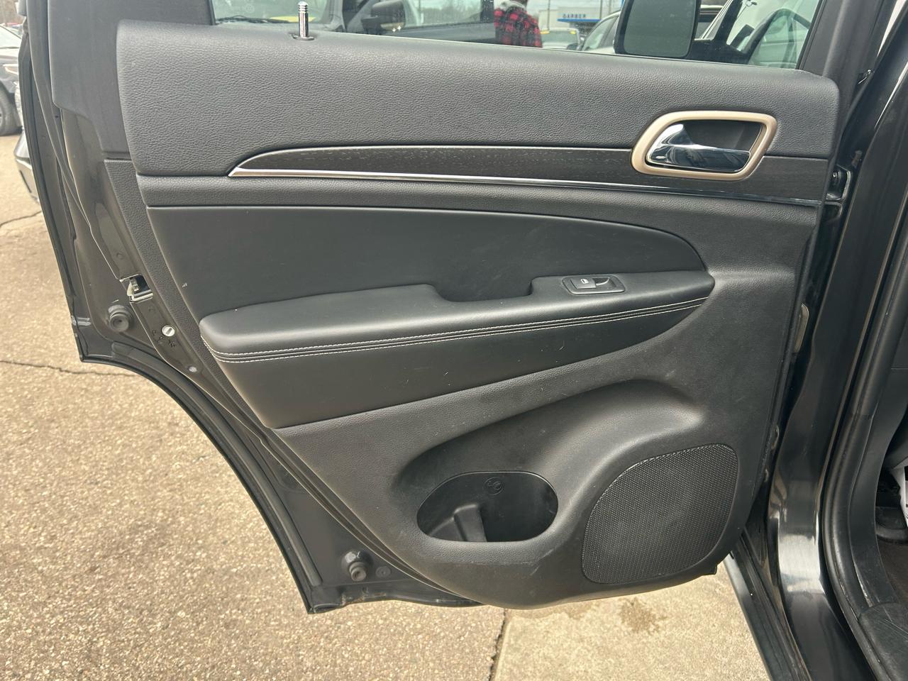 Jeep Grand Cherokee Limited 4WD 2015