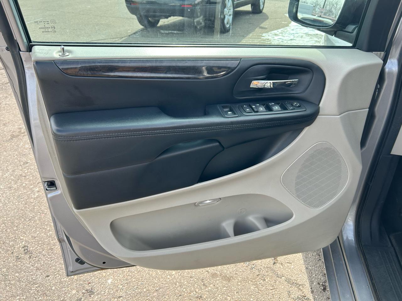 Dodge Grand Caravan SXT 2016