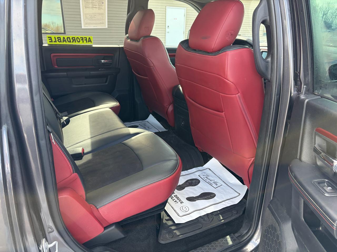 RAM 1500 Rebel Crew Cab SWB 4WD 2016