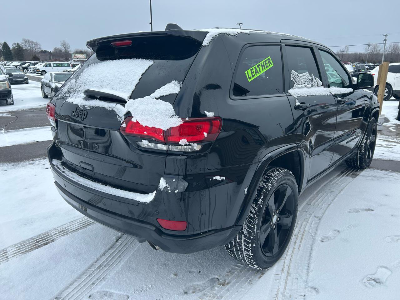Jeep Grand Cherokee Laredo 4WD 2018