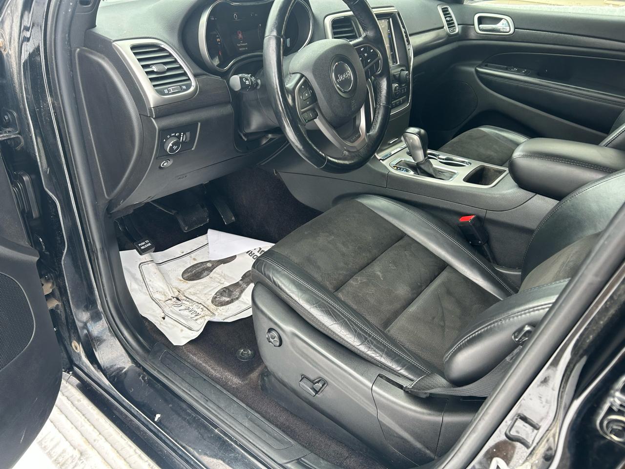 Jeep Grand Cherokee Laredo 4WD 2018