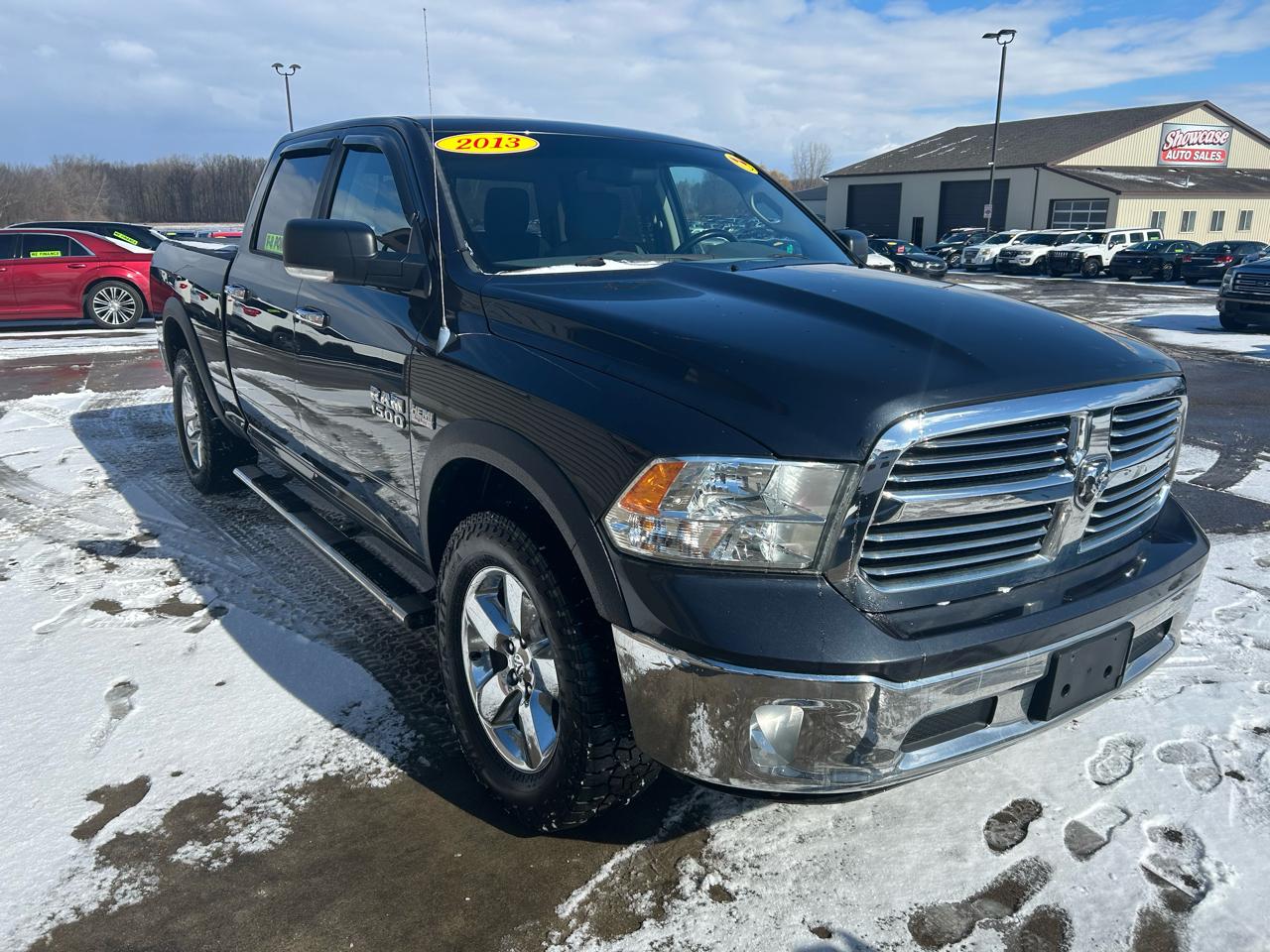 RAM 1500 SLT Crew Cab 4WD 2013
