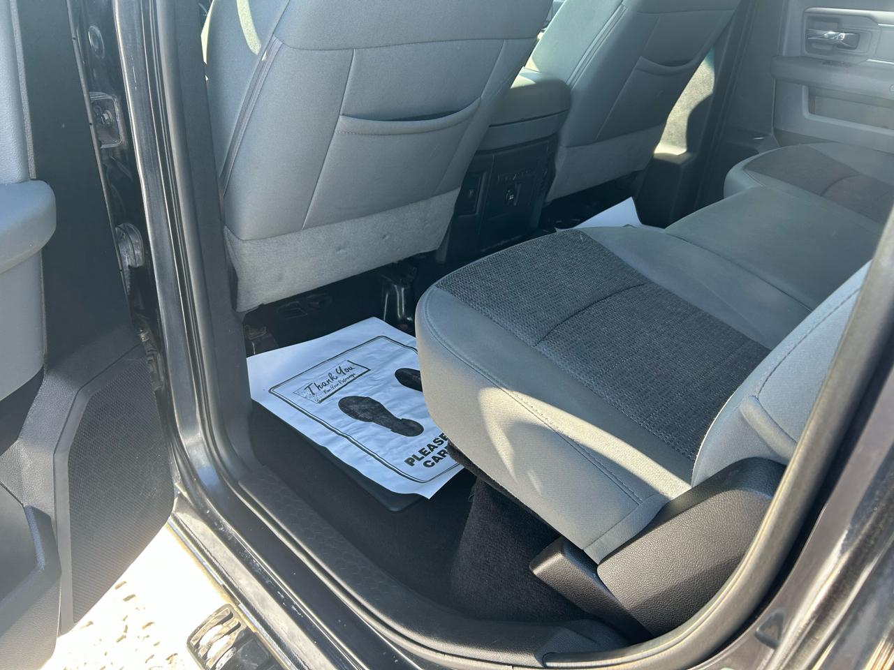 RAM 1500 SLT Crew Cab 4WD 2013