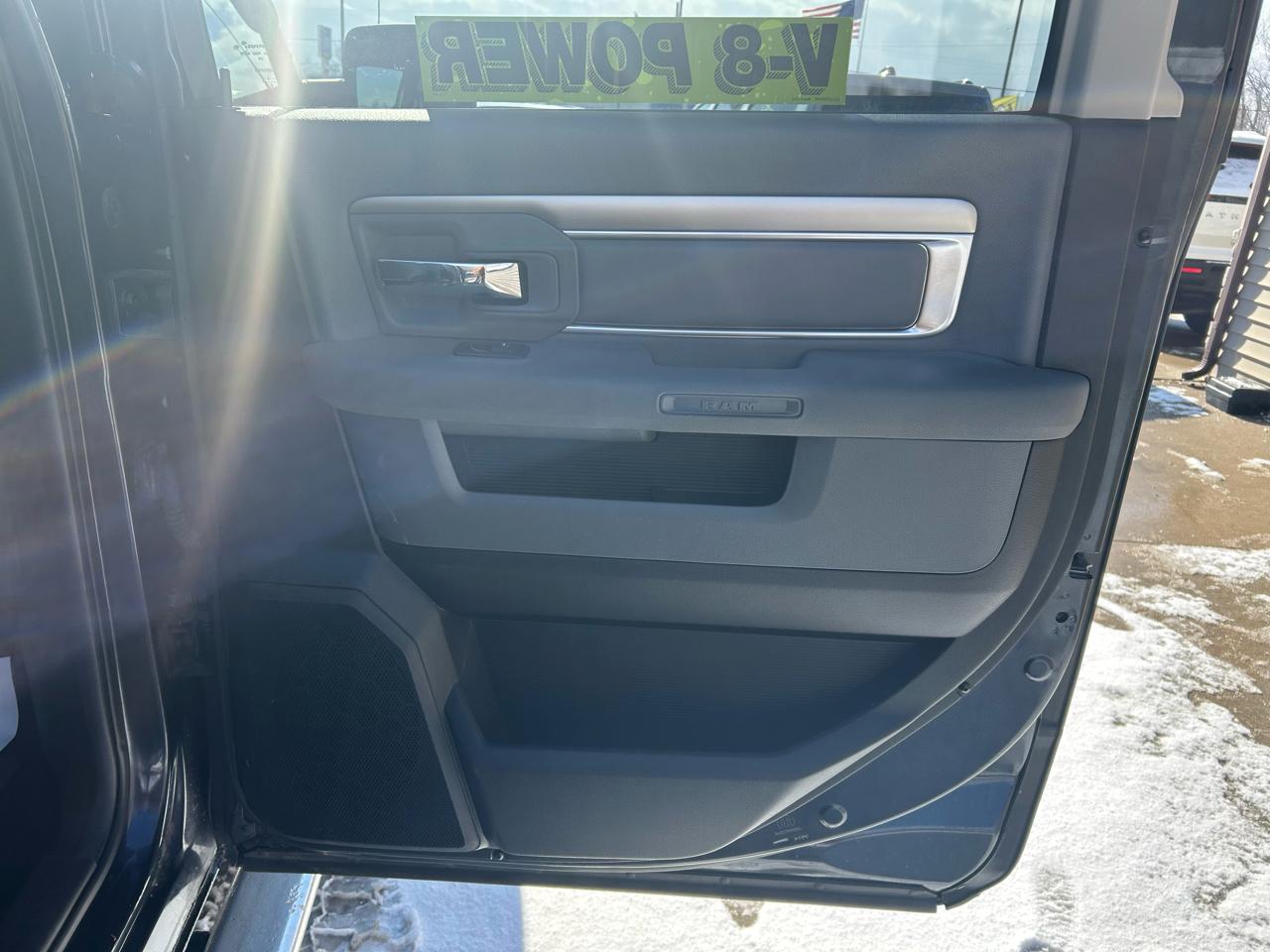 RAM 1500 SLT Crew Cab 4WD 2013