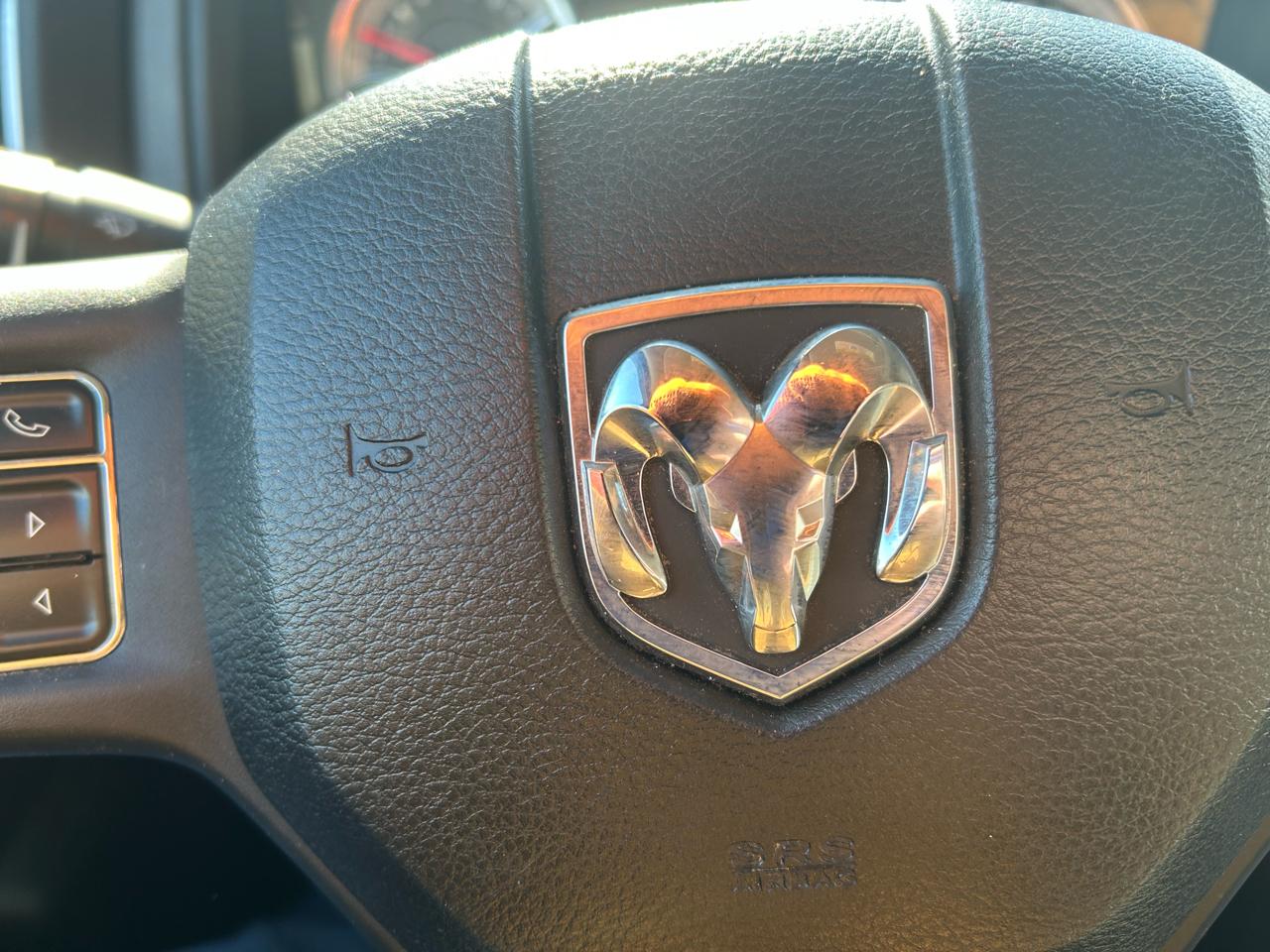 RAM 1500 SLT Crew Cab 4WD 2013