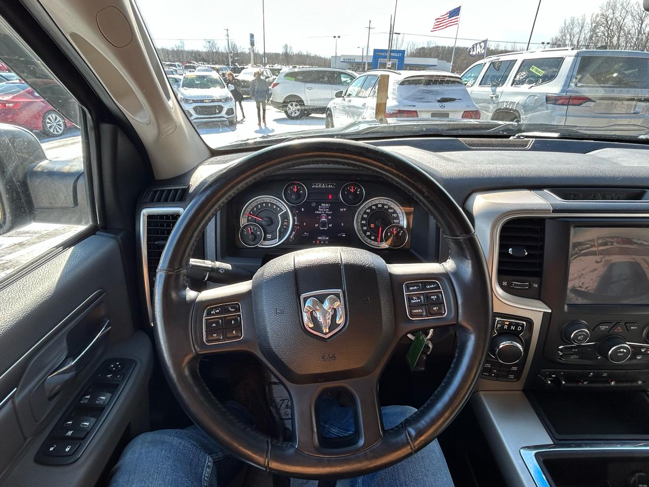 RAM 1500 SLT Crew Cab 4WD 2013