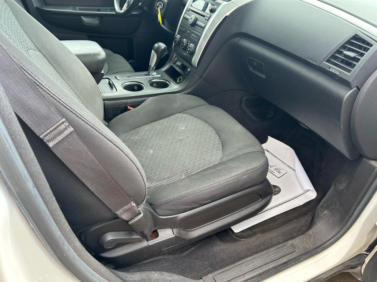 Chevrolet Traverse LT FWD 2011