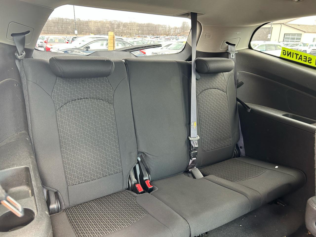 Chevrolet Traverse LT FWD 2011