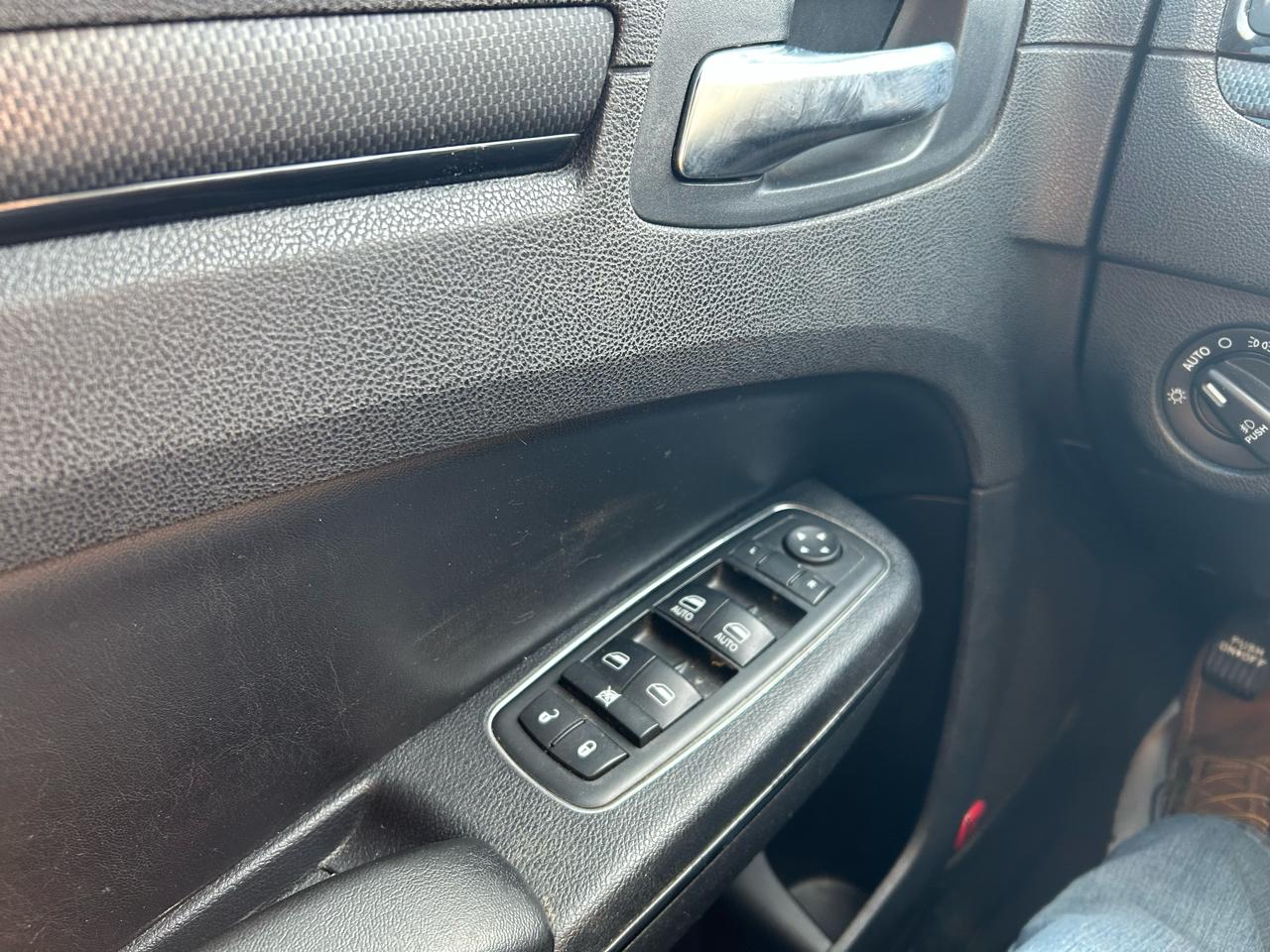 Chrysler 300 S V6 RWD 2013