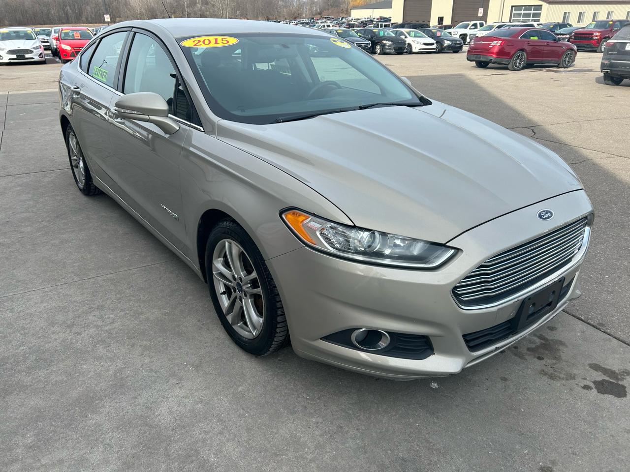 Ford Fusion Hybrid SE 2015