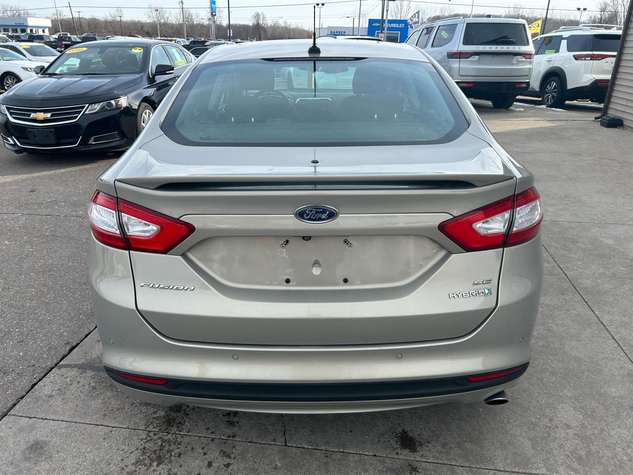 Ford Fusion Hybrid SE 2015
