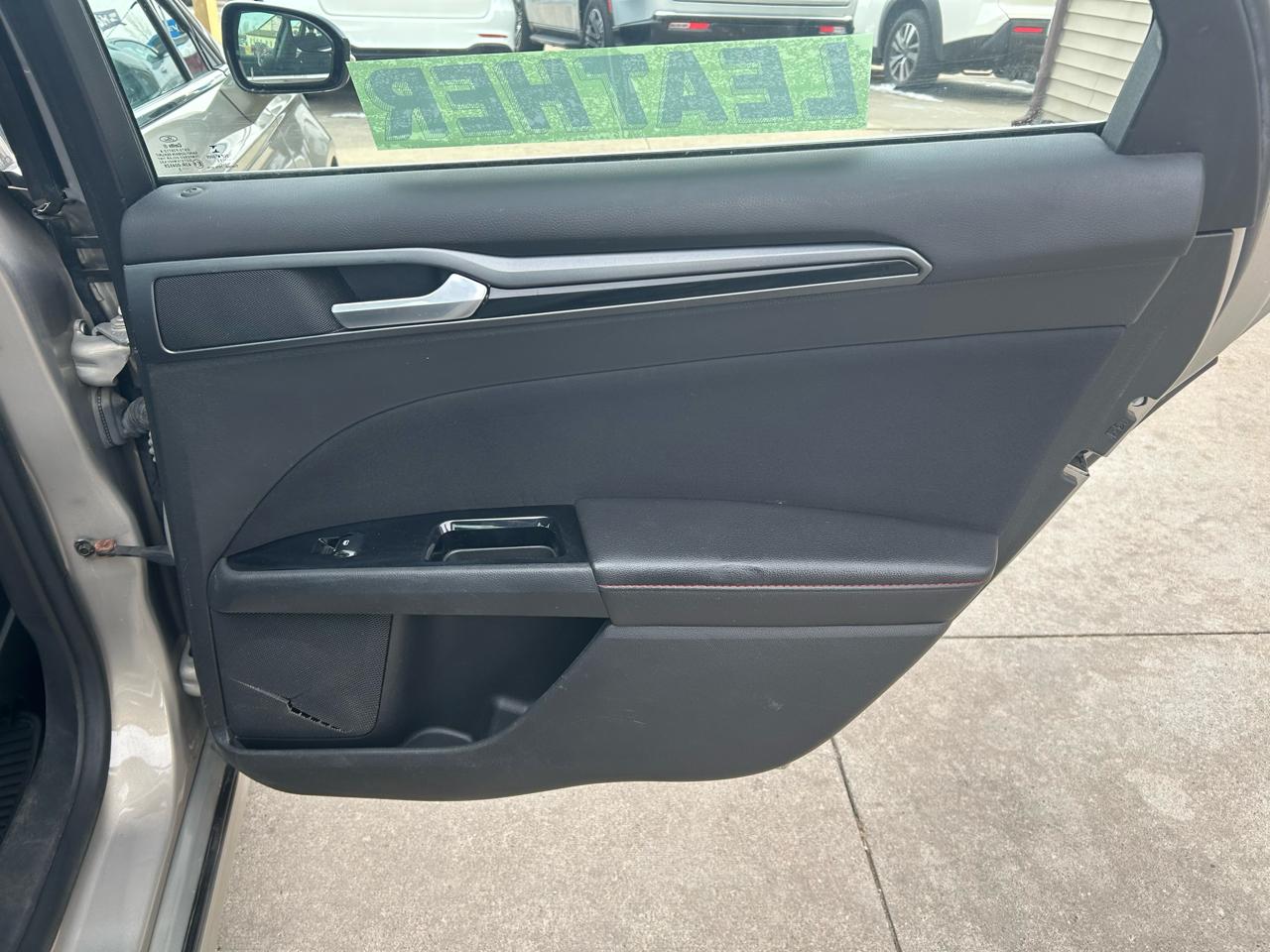 Ford Fusion Hybrid SE 2015