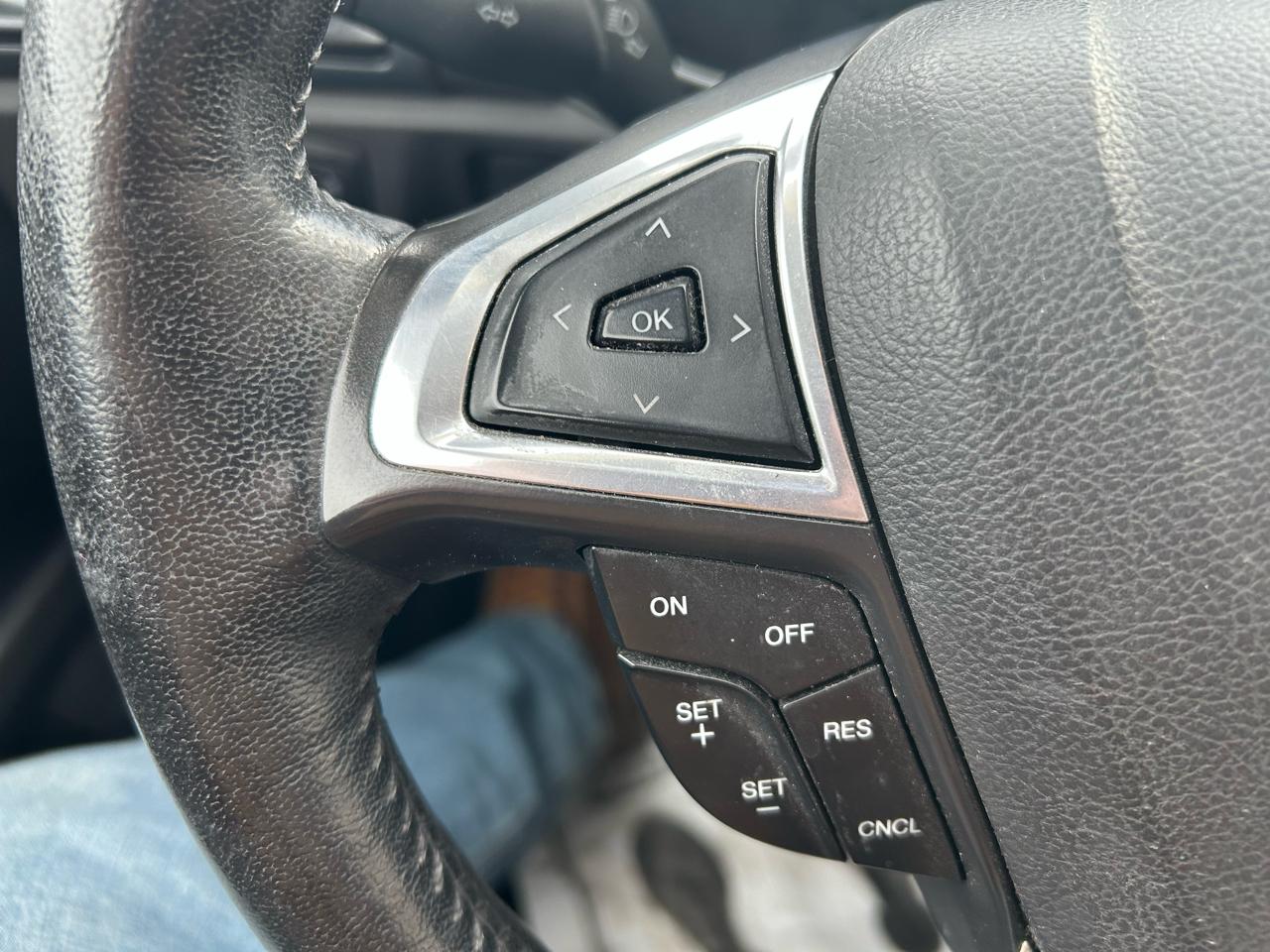 Ford Fusion Hybrid SE 2015