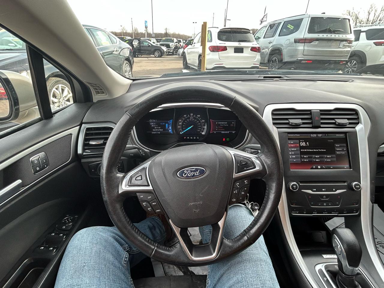 Ford Fusion Hybrid SE 2015