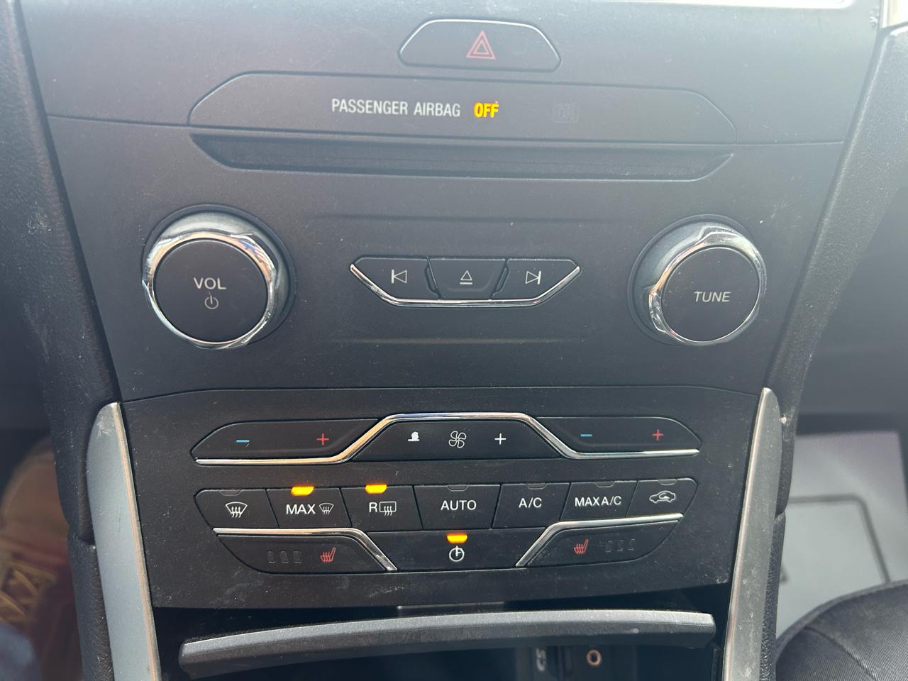 Ford Edge SEL FWD 2015