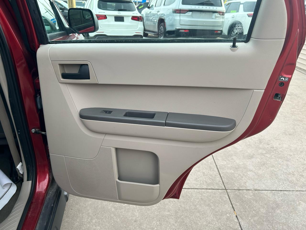 Ford Escape XLS FWD 2012