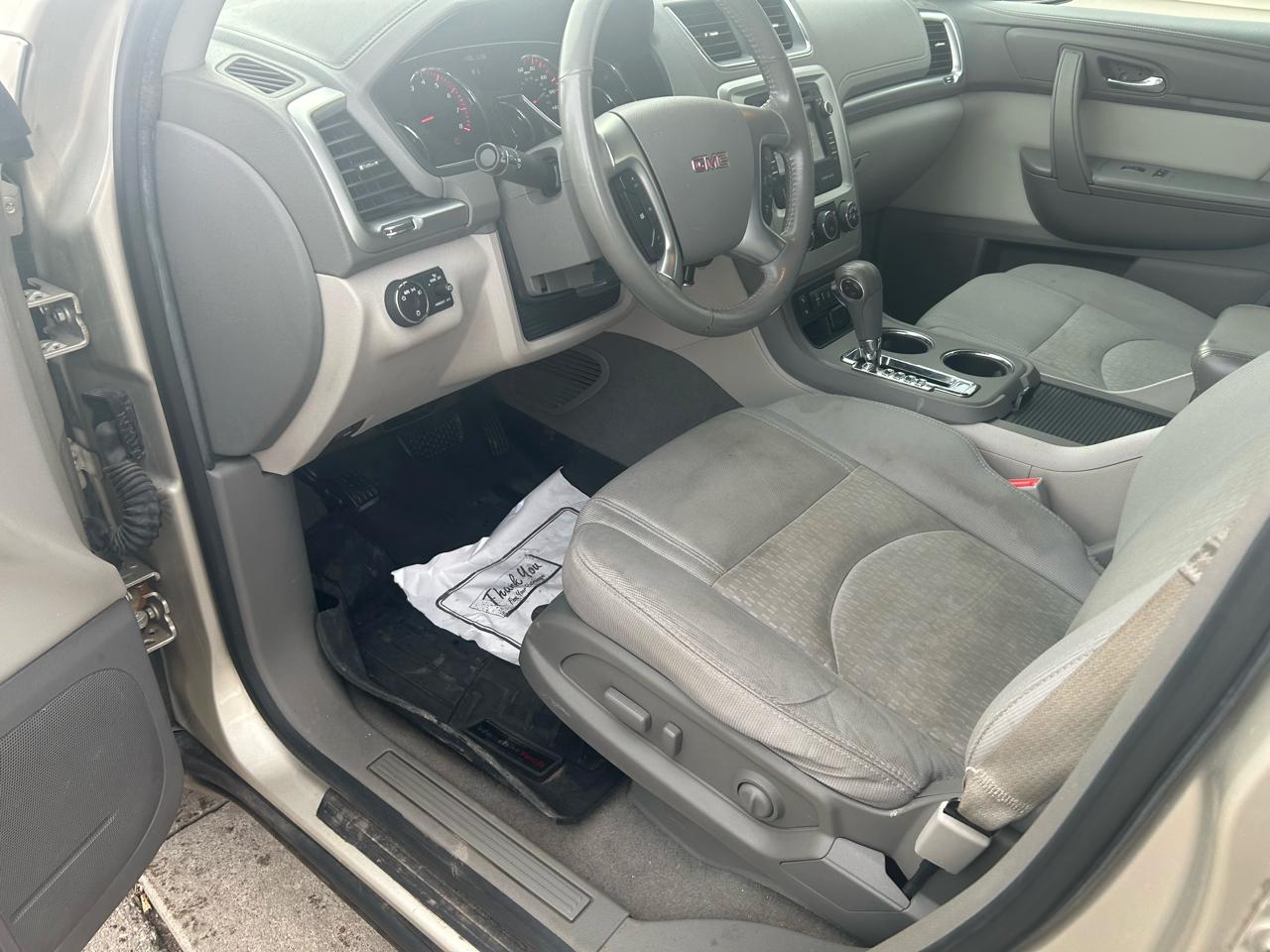 GMC Acadia SLE-2 FWD 2015