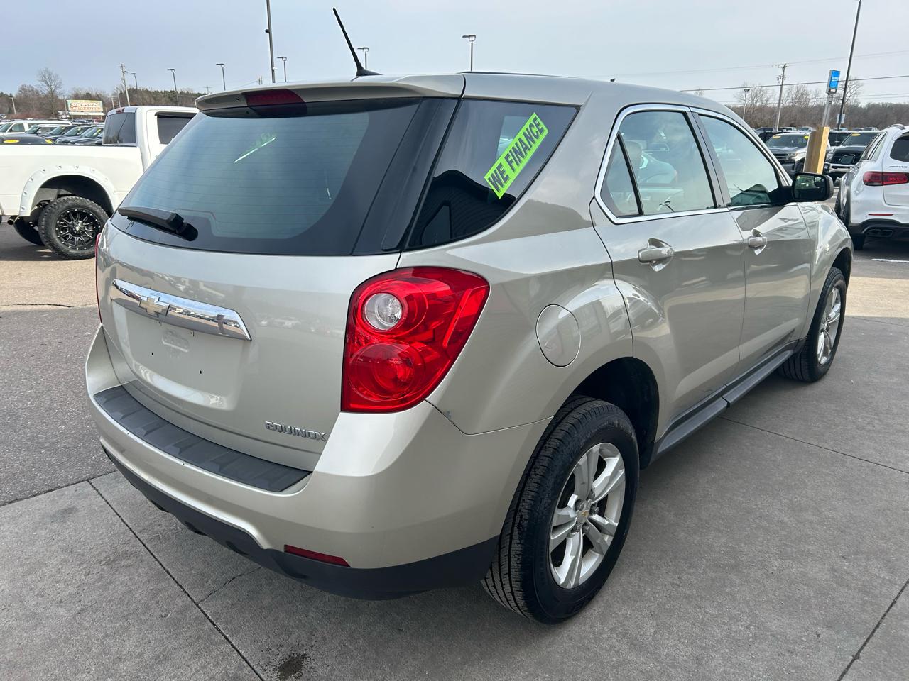 Chevrolet Equinox LS 2WD 2013