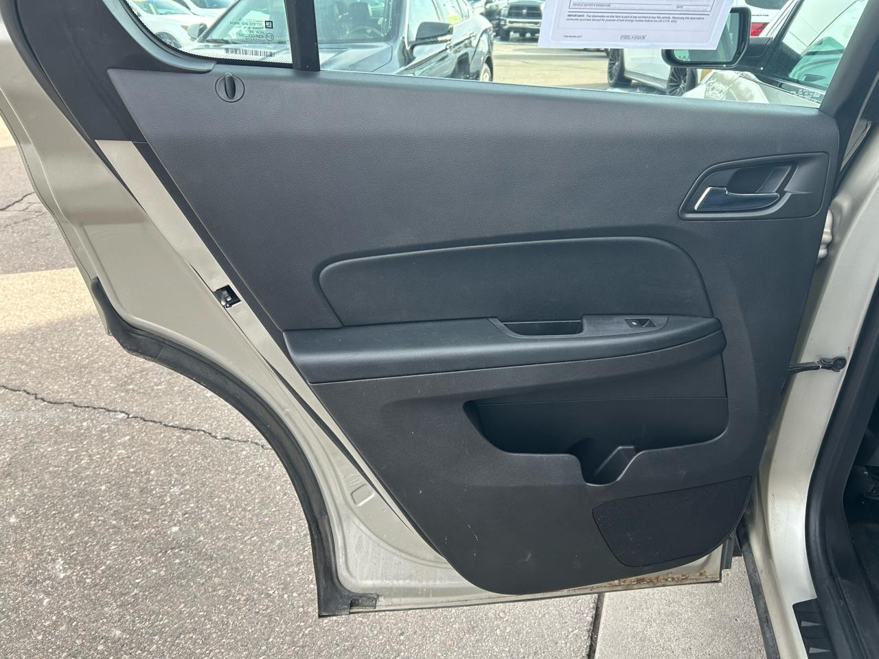 Chevrolet Equinox LS 2WD 2013