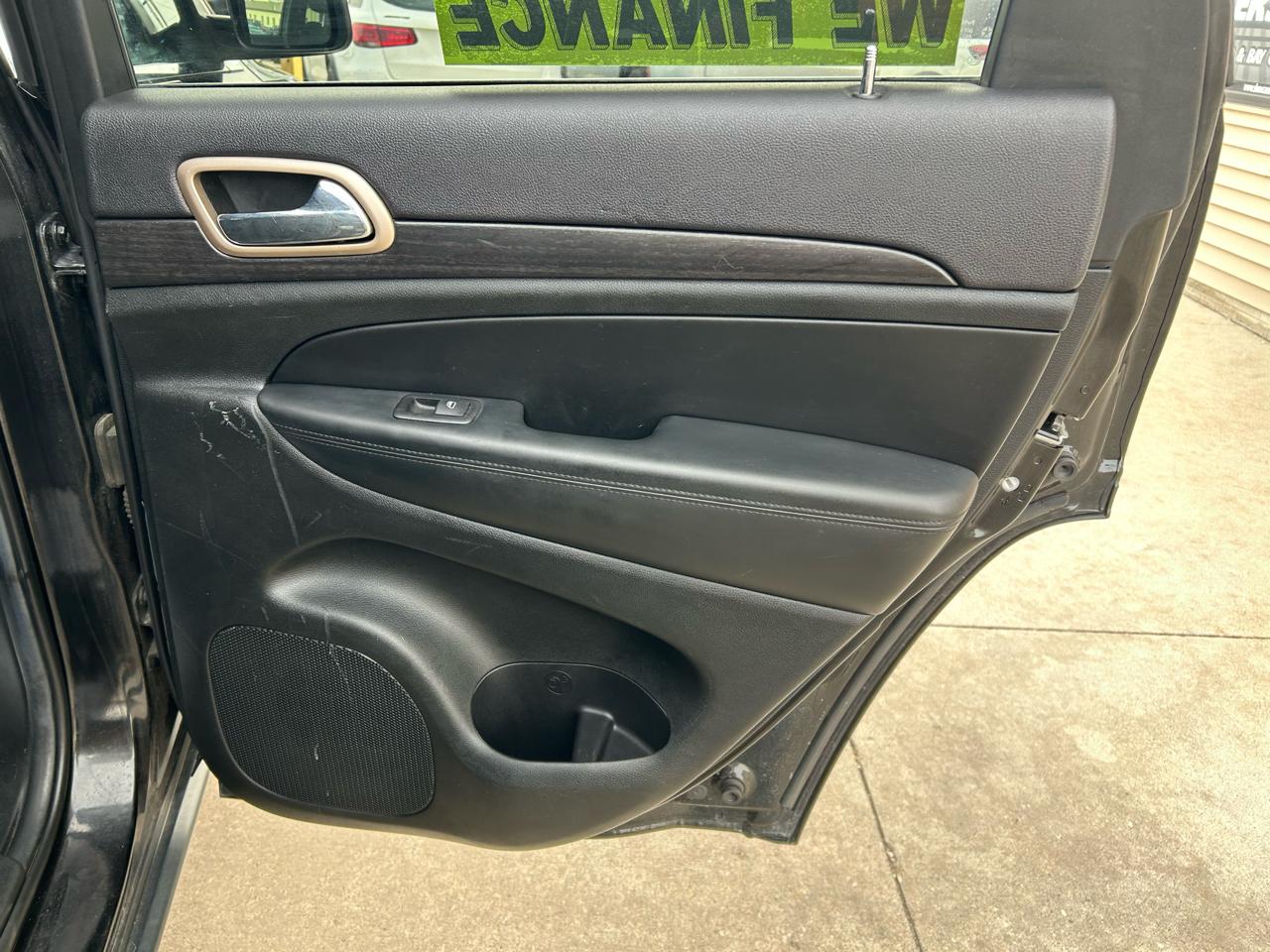 Jeep Grand Cherokee Laredo 4WD 2014