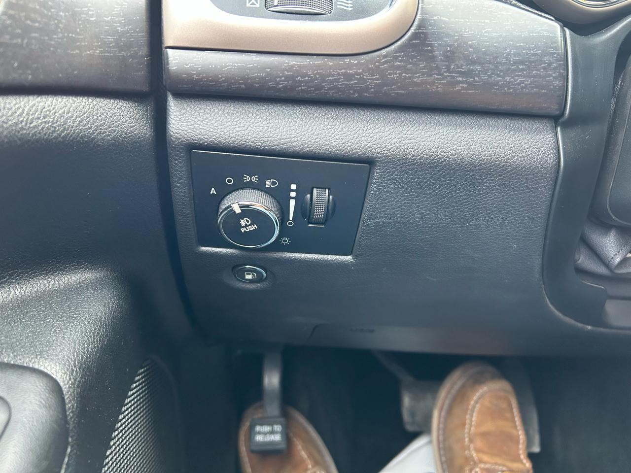 Jeep Grand Cherokee Laredo 4WD 2014