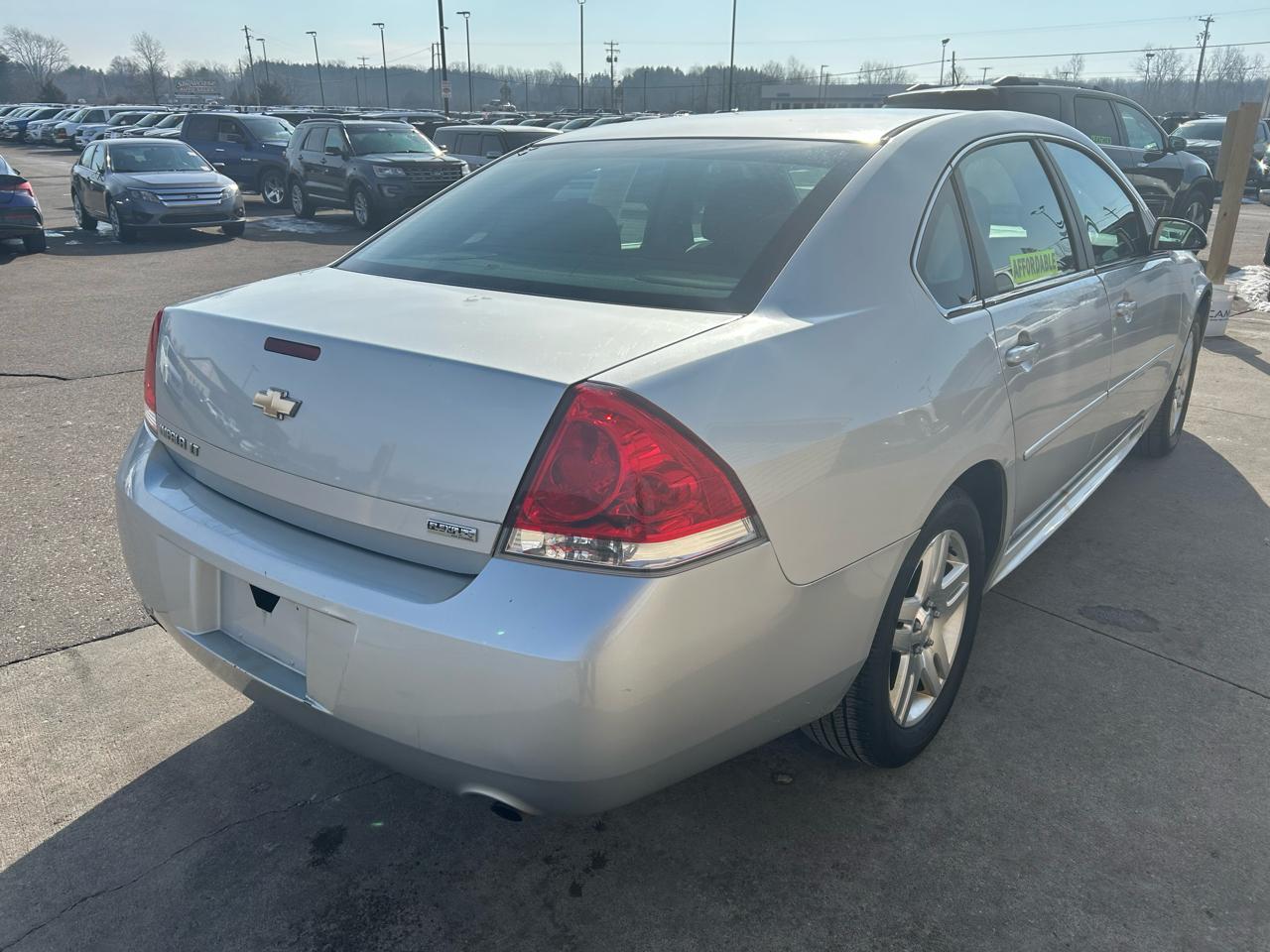 Chevrolet Impala LT (Fleet) 2012