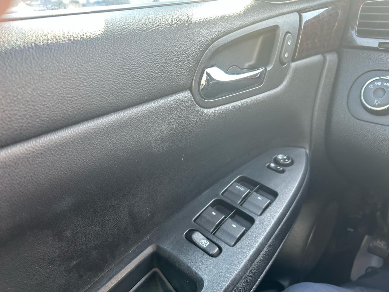 Chevrolet Impala LT (Fleet) 2012